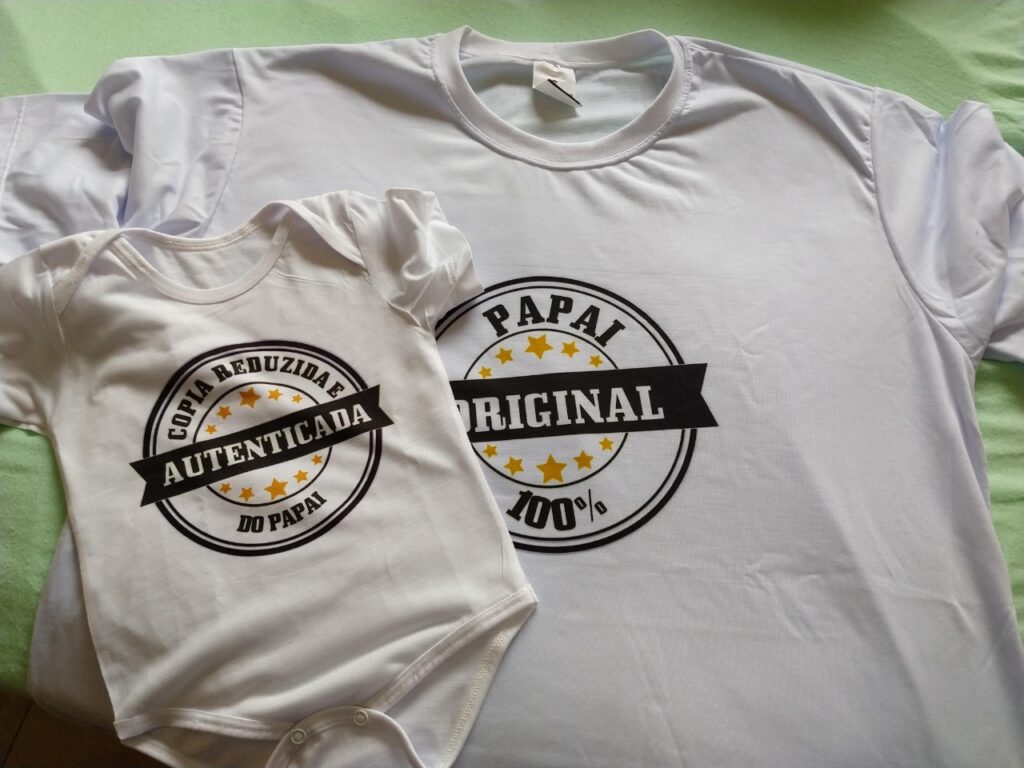 par de camisas pai e filho